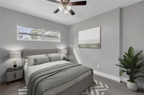 4027 7th Street S St Petersburg FL 33705