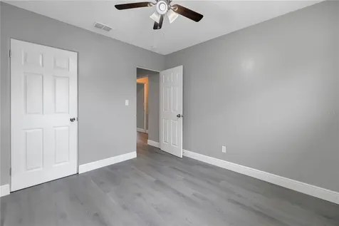 4027 7th Street S St Petersburg FL 33705