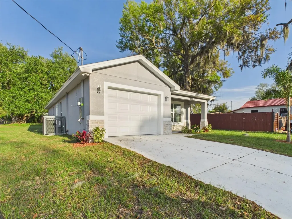 837 N Lincoln Avenue Lakeland FL 33815