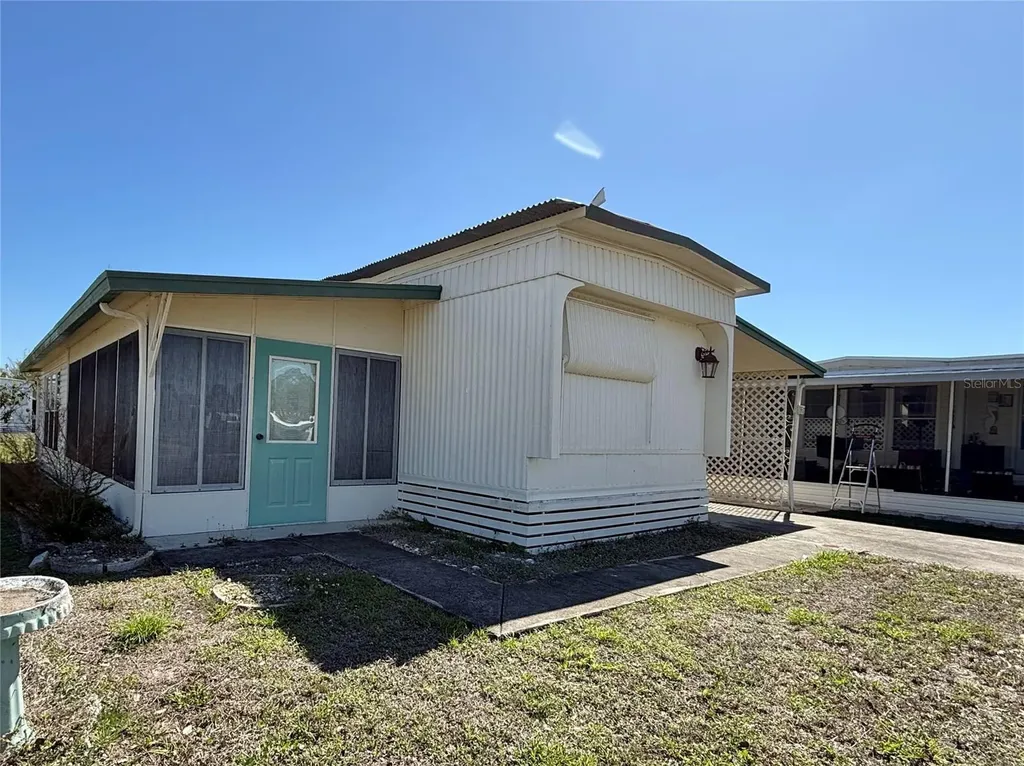 105 Saint Martins Way Apollo Beach FL 33572