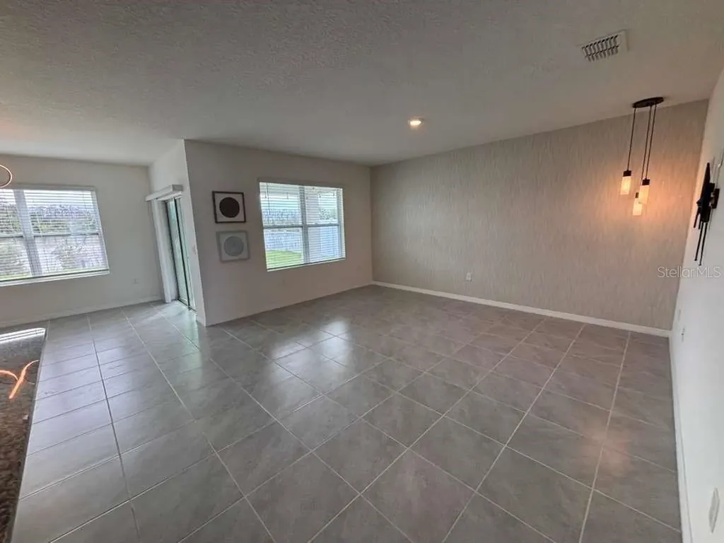 1687 Bay Breeze Drive St Cloud FL 34771