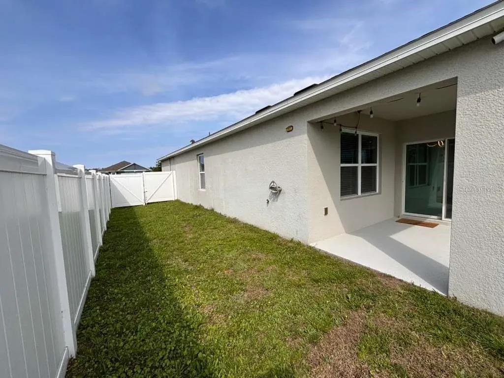 1687 Bay Breeze Drive St Cloud FL 34771