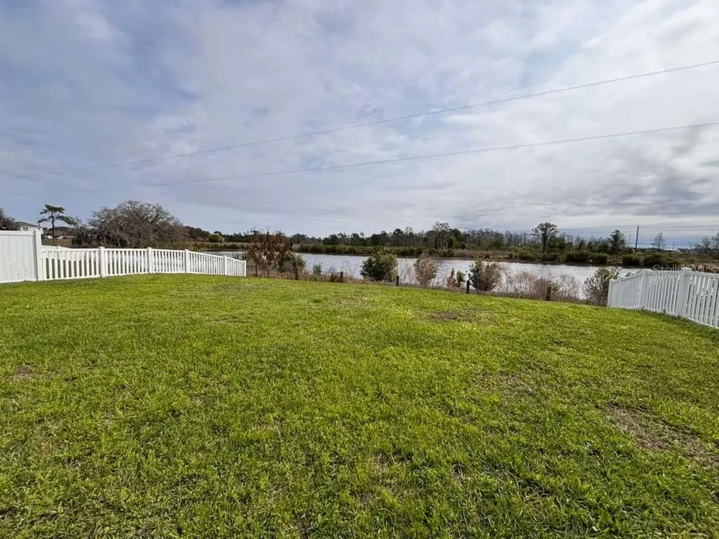 1687 Bay Breeze Drive St Cloud FL 34771