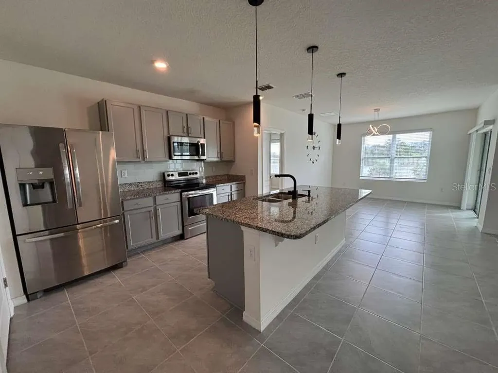 1687 Bay Breeze Drive St Cloud FL 34771