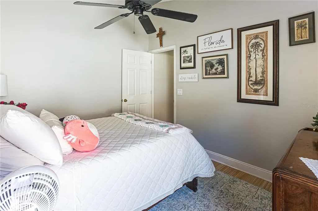 5038 Hook Hollow Circle Orlando FL 32837