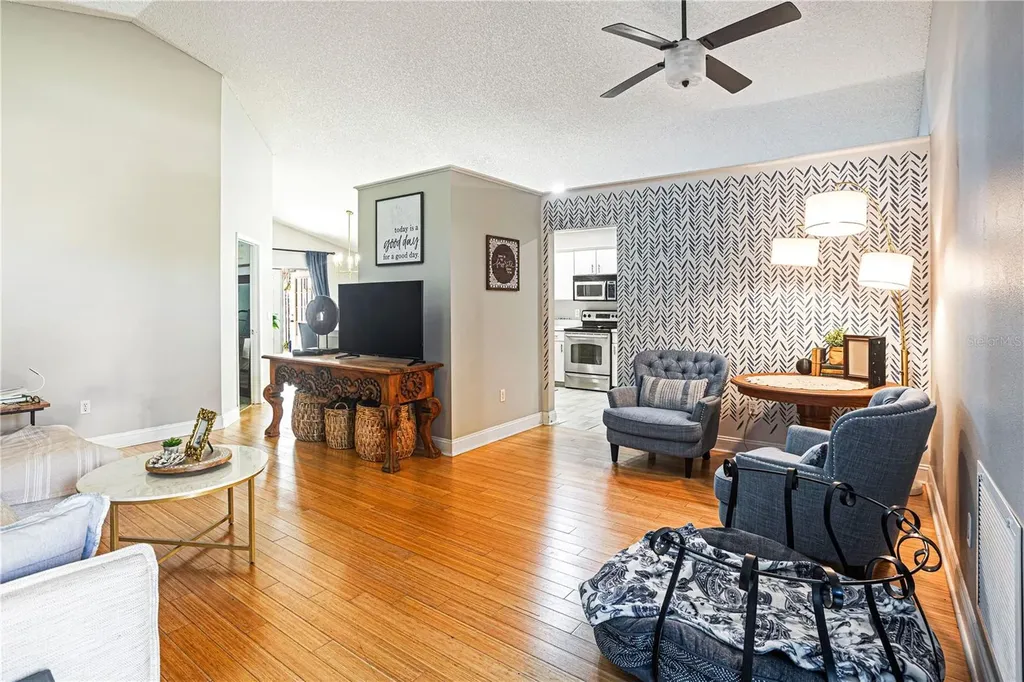 5038 Hook Hollow Circle Orlando FL 32837
