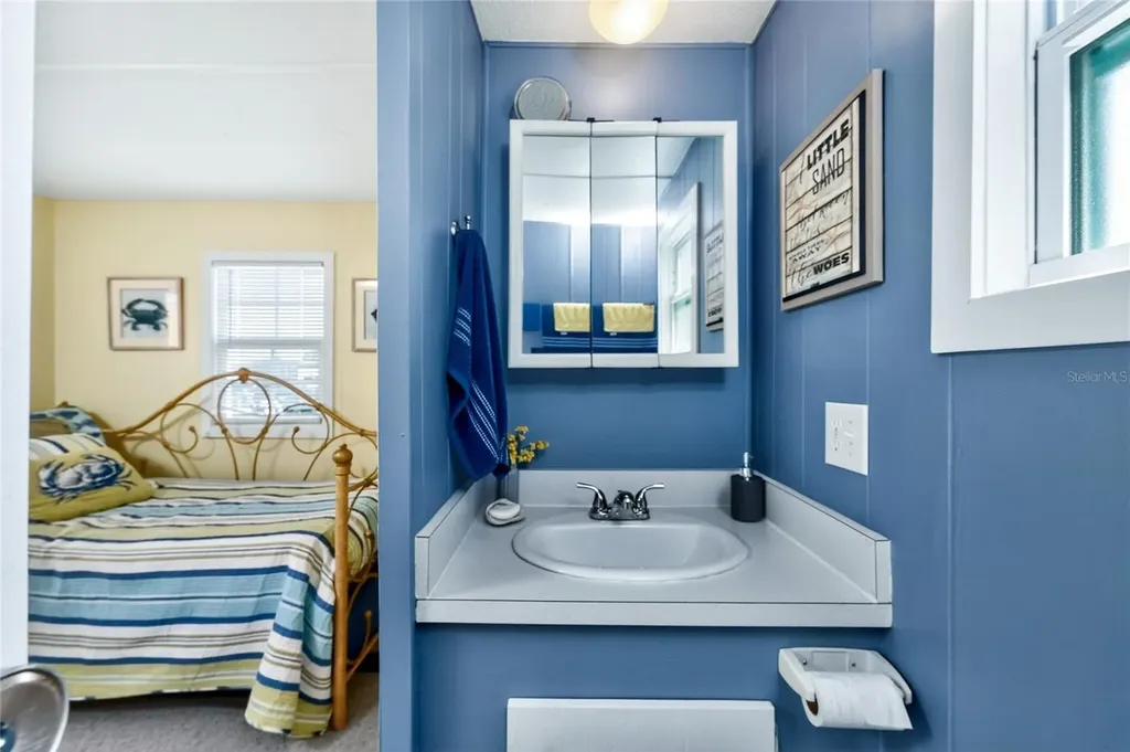 230 Wolverine Avenue North Port FL 34287