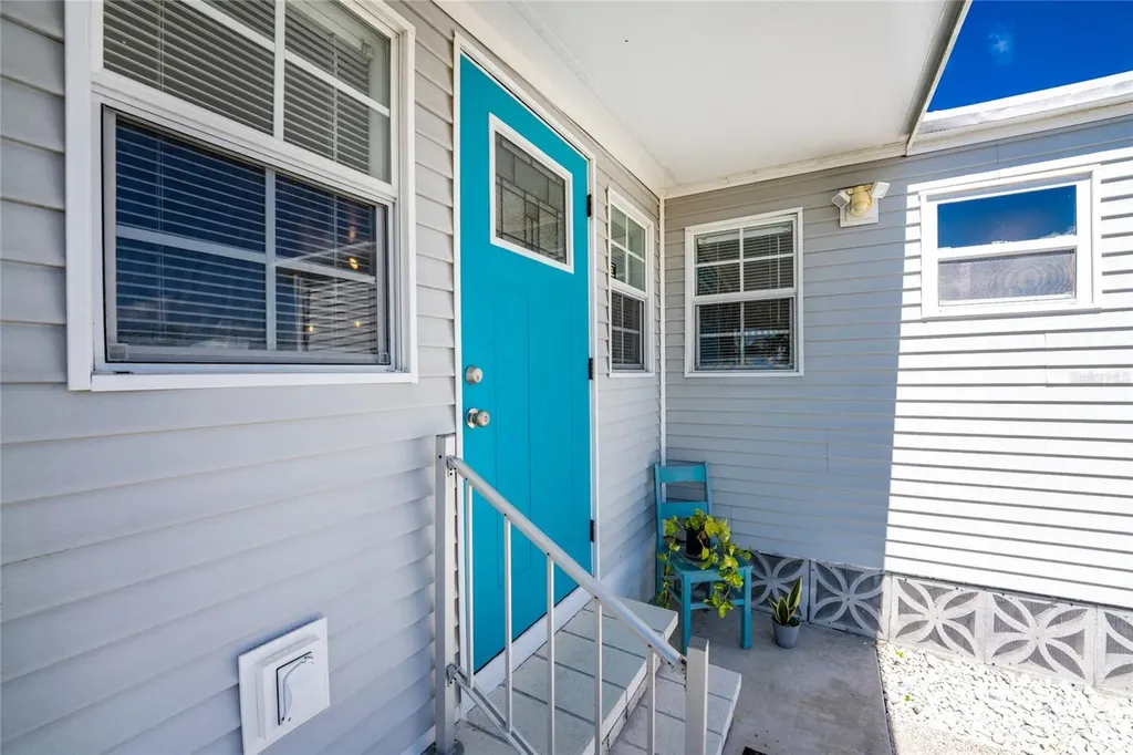 230 Wolverine Avenue North Port FL 34287