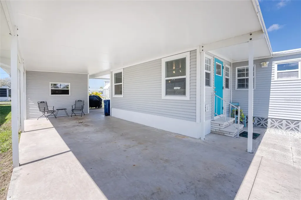 230 Wolverine Avenue North Port FL 34287