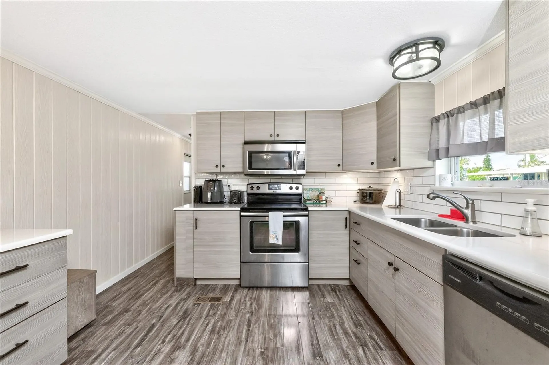 230 Wolverine Avenue North Port FL 34287
