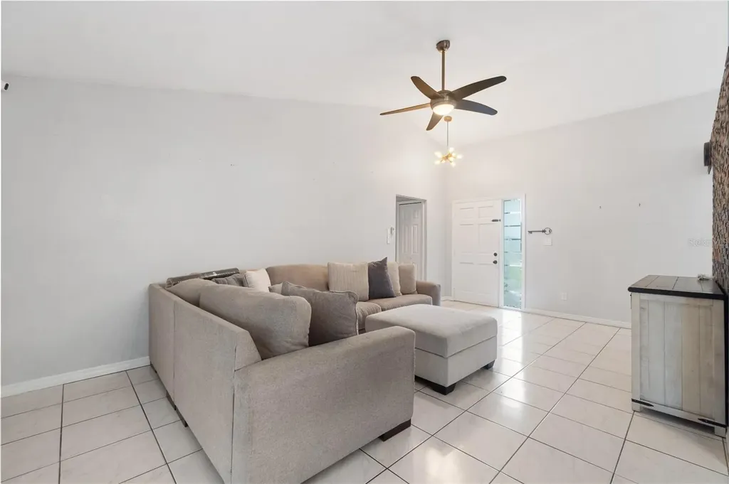 110 Baywest Drive Orlando FL 32835
