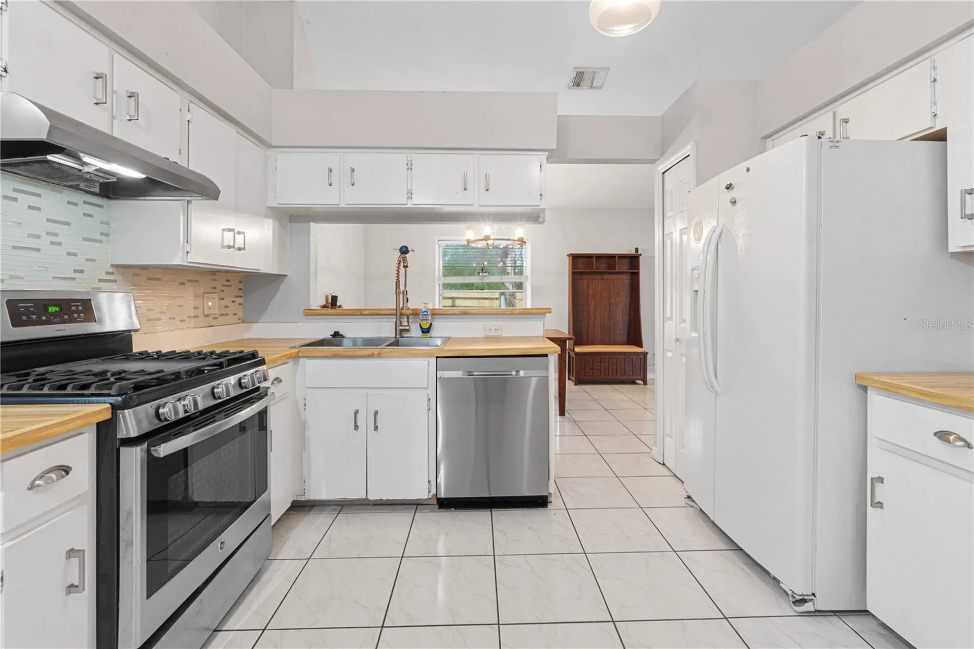 110 Baywest Drive Orlando FL 32835