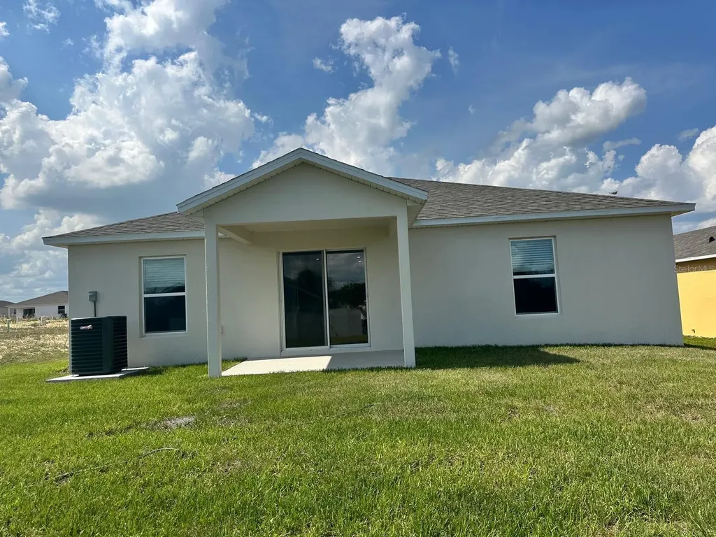 256 Spindlewood Boulevard Dundee FL 33838