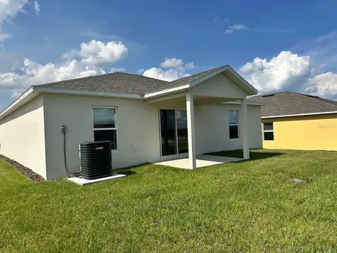 256 Spindlewood Boulevard Dundee FL 33838