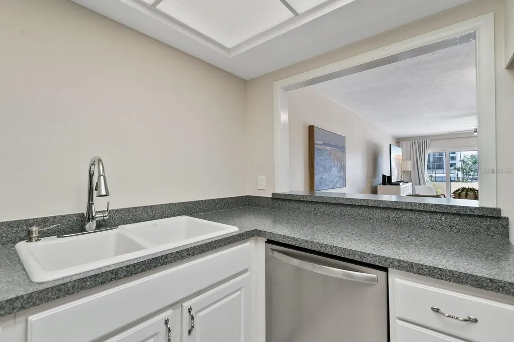 1480 Gulf Boulevard Clearwater Beach FL 33767