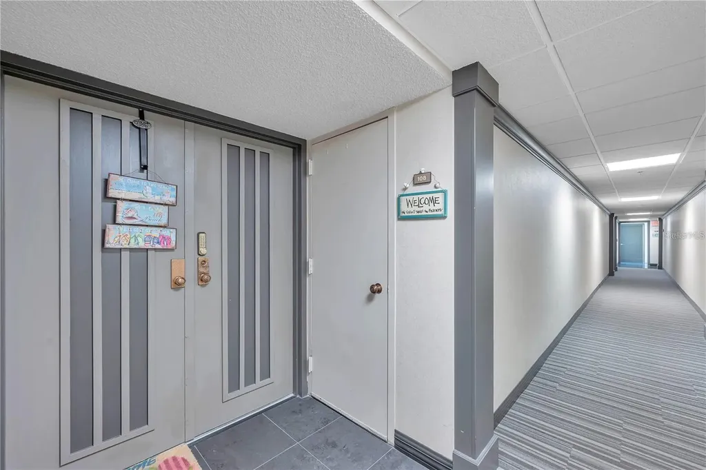 1480 Gulf Boulevard Clearwater Beach FL 33767