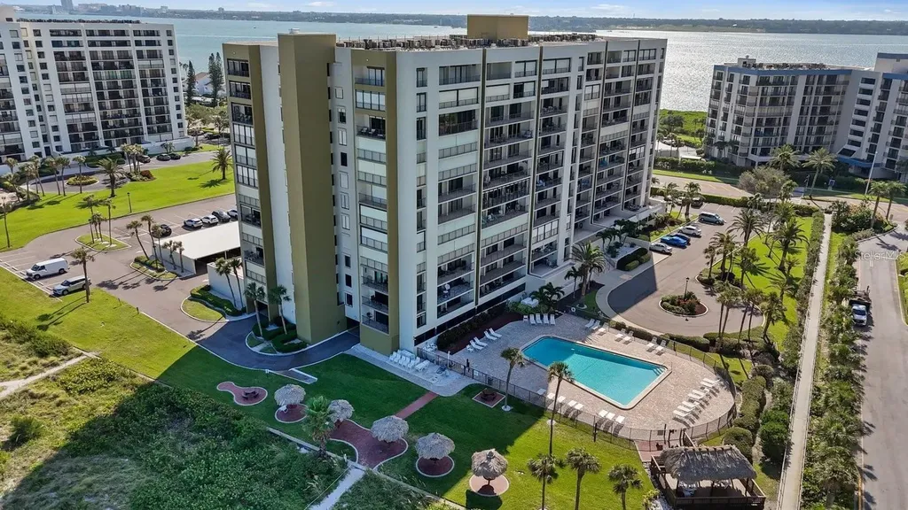 1480 Gulf Boulevard Clearwater Beach FL 33767