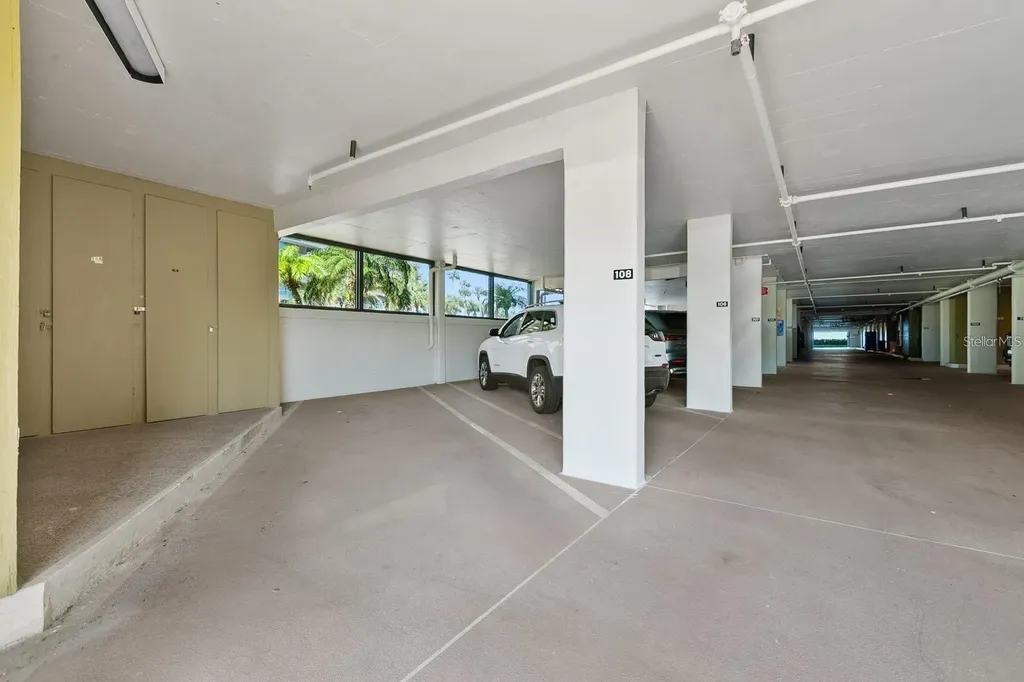 1480 Gulf Boulevard Clearwater Beach FL 33767