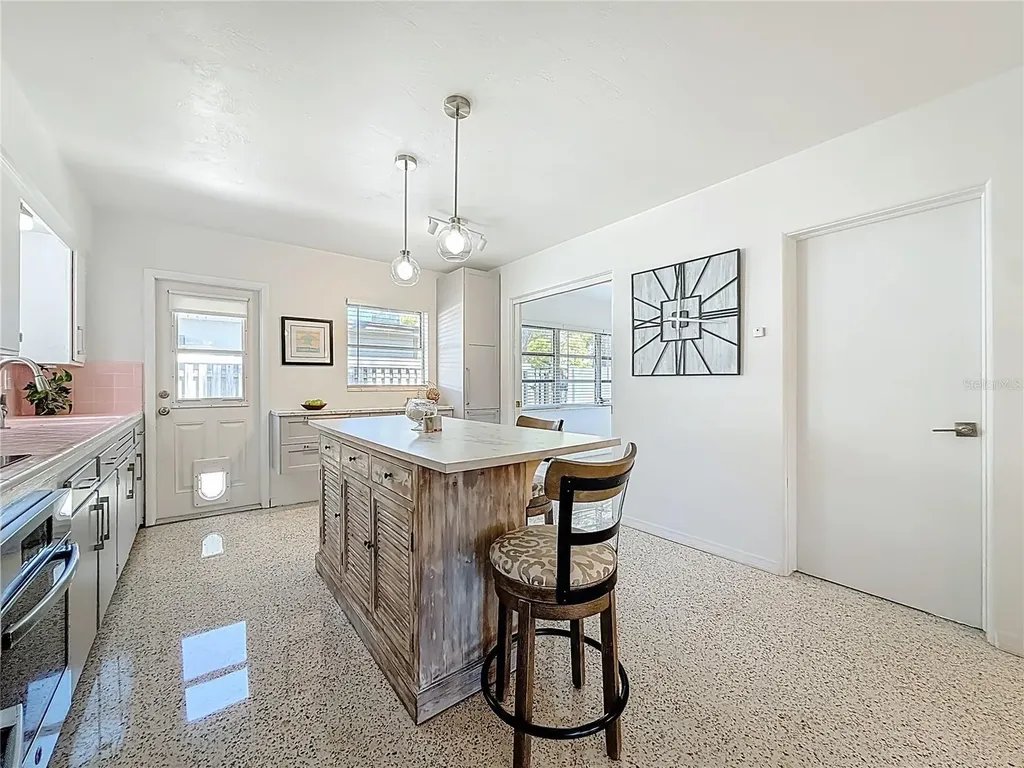5401 17th Avenue S Gulfport FL 33707