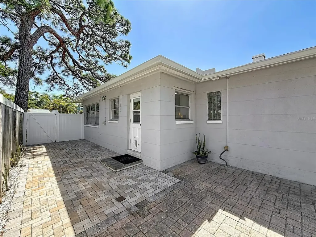 5401 17th Avenue S Gulfport FL 33707