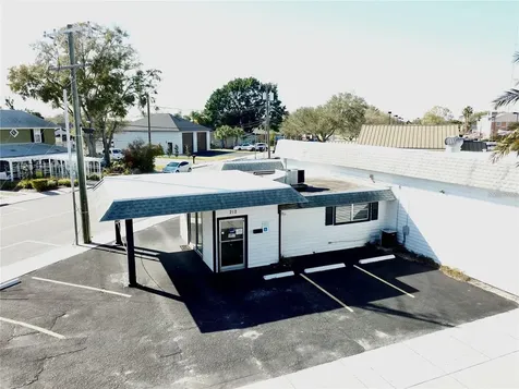 212 Main Street Auburndale FL 33823