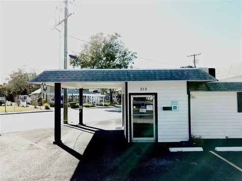 212 Main Street Auburndale FL 33823