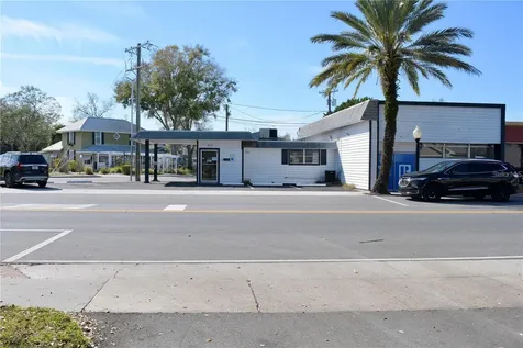 212 Main Street Auburndale FL 33823
