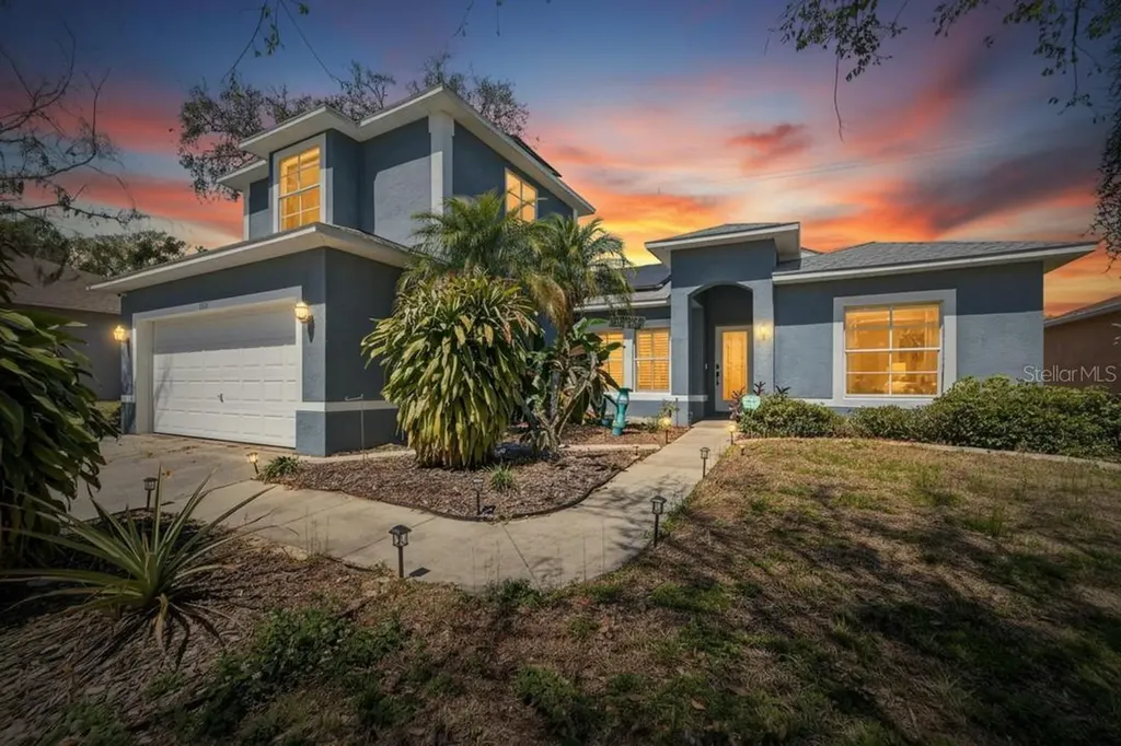 605 Cypress Park Avenue Tarpon Springs FL 34689