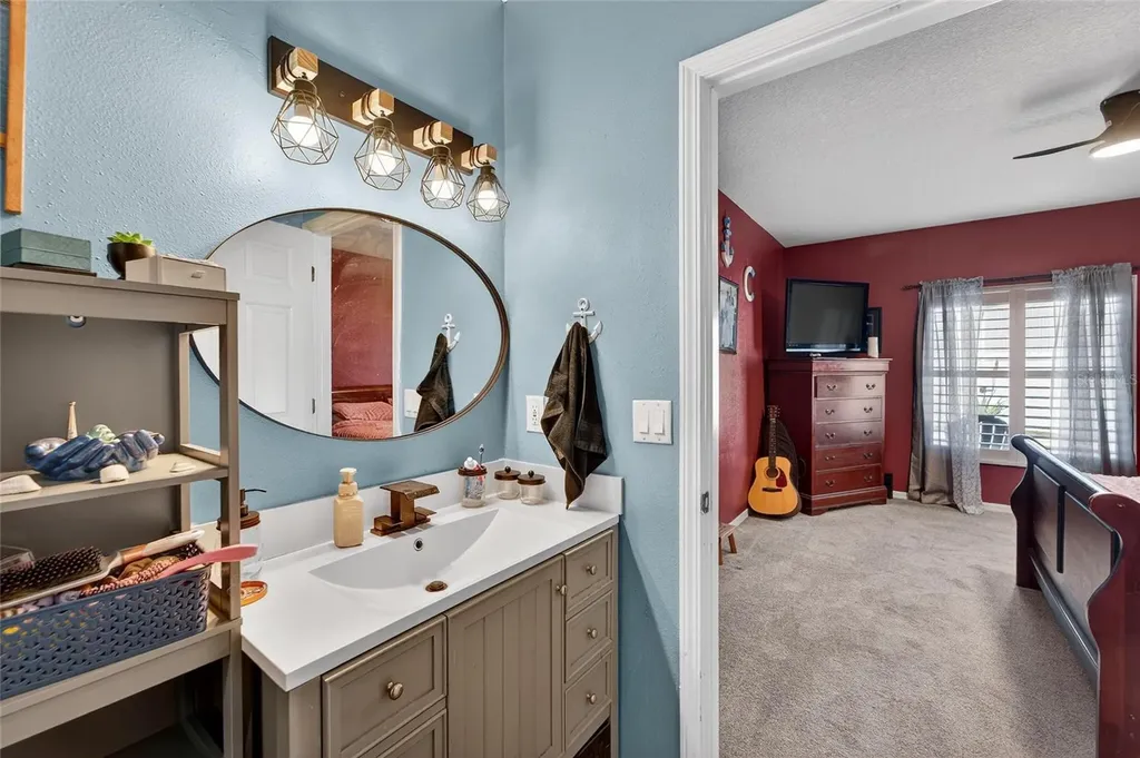 605 Cypress Park Avenue Tarpon Springs FL 34689