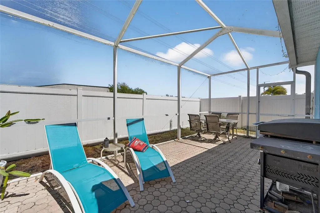 605 Cypress Park Avenue Tarpon Springs FL 34689