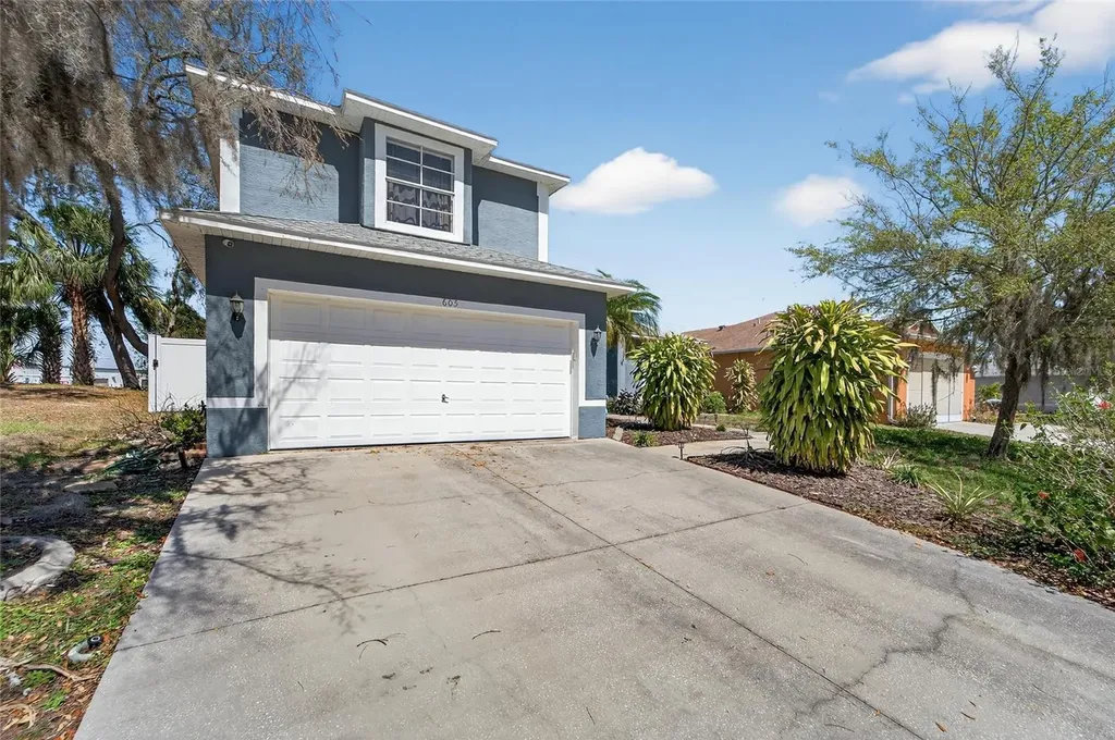 605 Cypress Park Avenue Tarpon Springs FL 34689