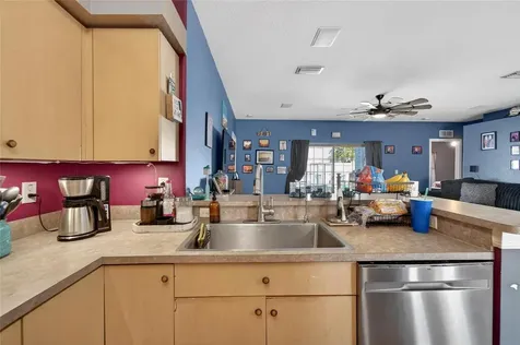 605 Cypress Park Avenue Tarpon Springs FL 34689