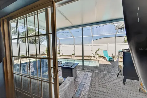 605 Cypress Park Avenue Tarpon Springs FL 34689