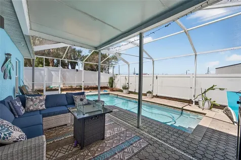 605 Cypress Park Avenue Tarpon Springs FL 34689