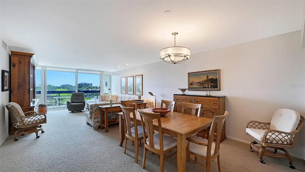 1085 Gulf Of Mexico Drive Longboat Key FL 34228