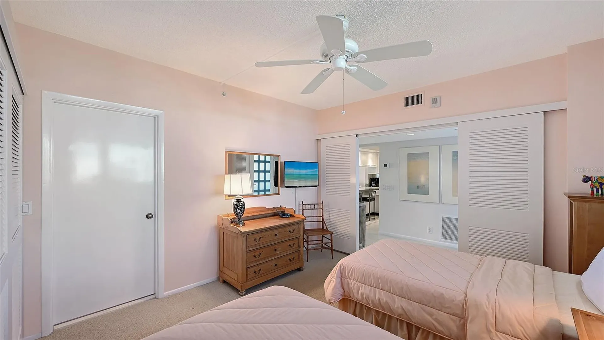1085 Gulf Of Mexico Drive Longboat Key FL 34228