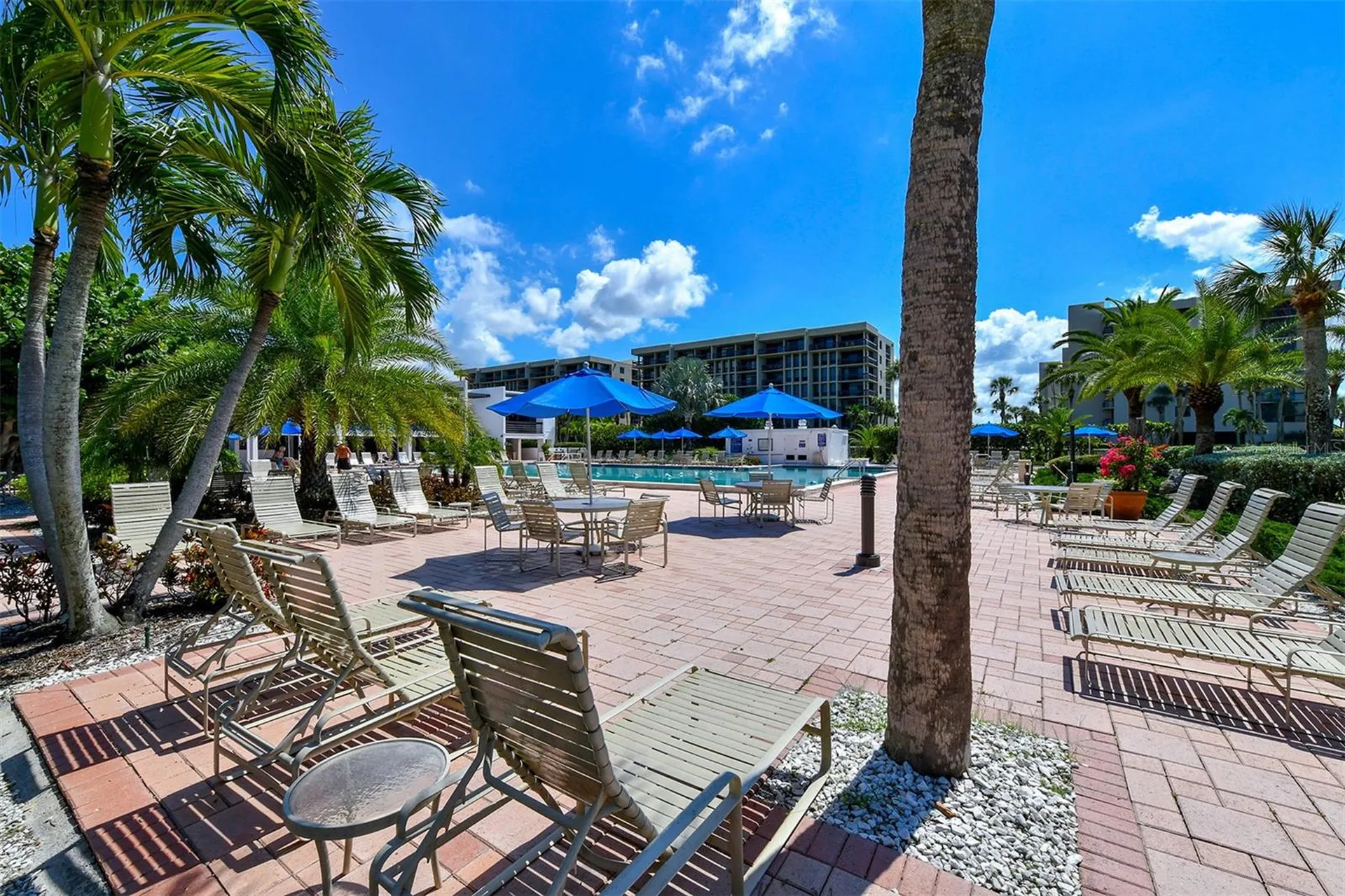 1085 Gulf Of Mexico Drive Longboat Key FL 34228