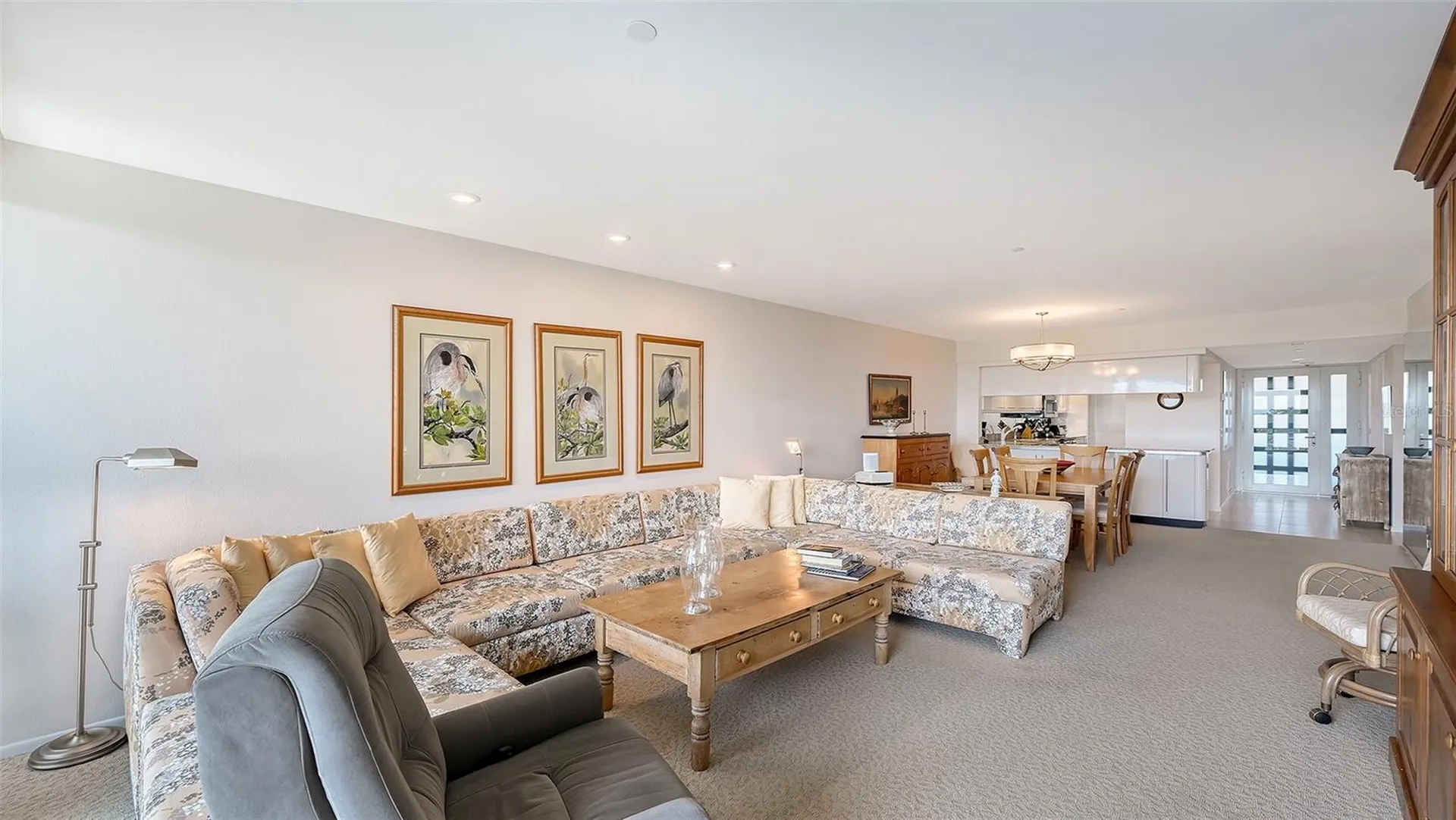 1085 Gulf Of Mexico Drive Longboat Key FL 34228