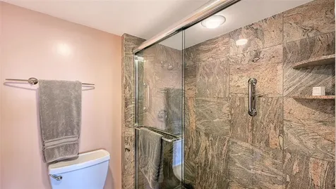 1085 Gulf Of Mexico Drive Longboat Key FL 34228