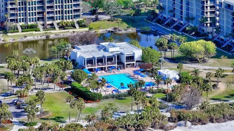 1085 Gulf Of Mexico Drive Longboat Key FL 34228