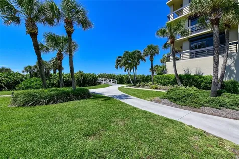 1085 Gulf Of Mexico Drive Longboat Key FL 34228