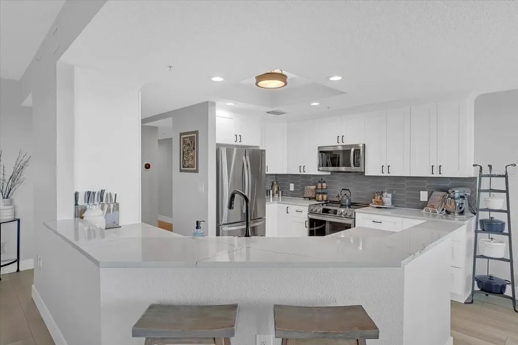 10851 Mangrove Cay Lane NE St Petersburg FL 33716