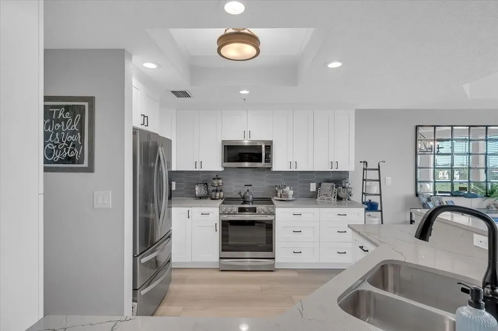 10851 Mangrove Cay Lane NE St Petersburg FL 33716