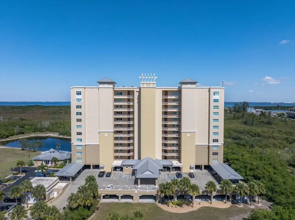 10851 Mangrove Cay Lane NE St Petersburg FL 33716