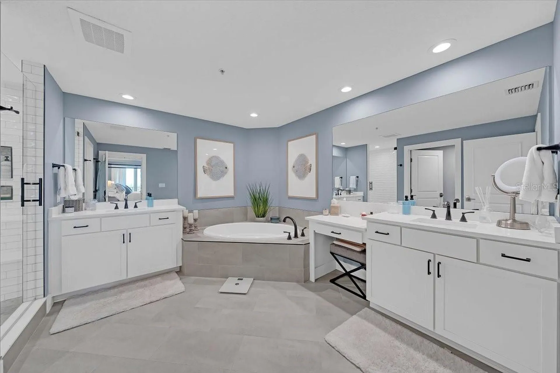 10851 Mangrove Cay Lane NE St Petersburg FL 33716