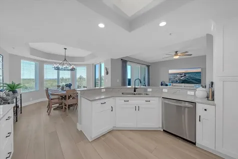 10851 Mangrove Cay Lane NE St Petersburg FL 33716