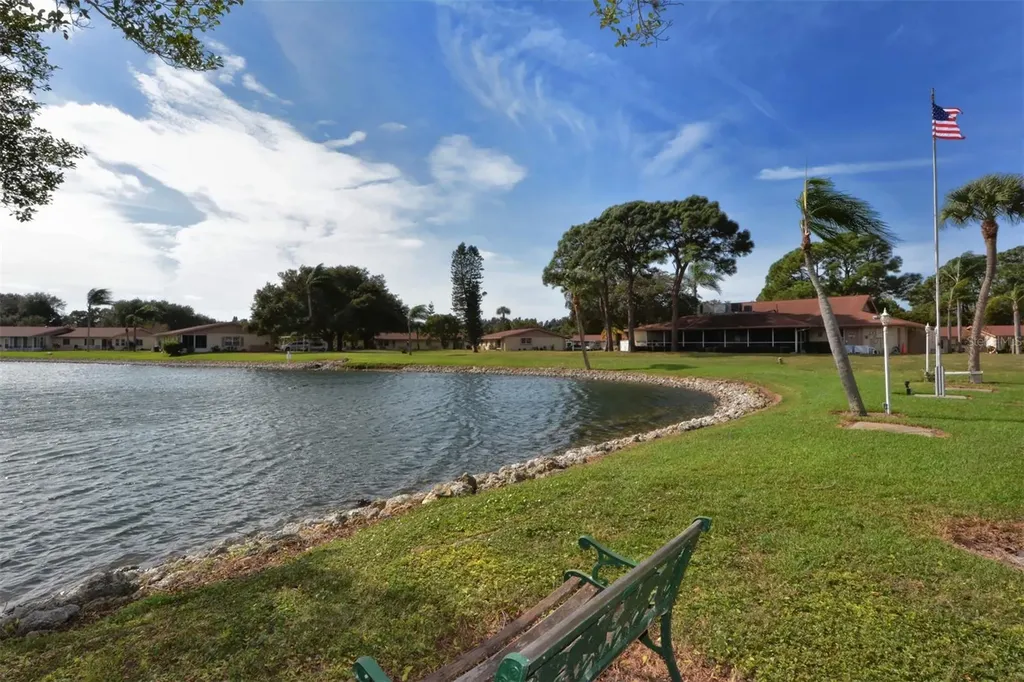 4591 Mohican Trail Sarasota FL 34233