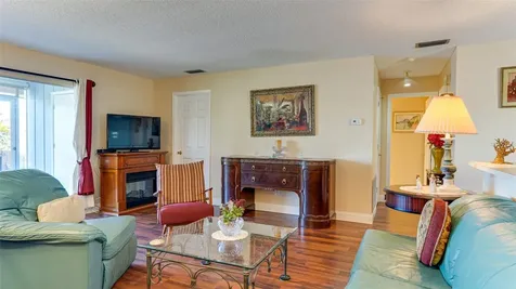 4591 Mohican Trail Sarasota FL 34233