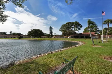 4591 Mohican Trail Sarasota FL 34233