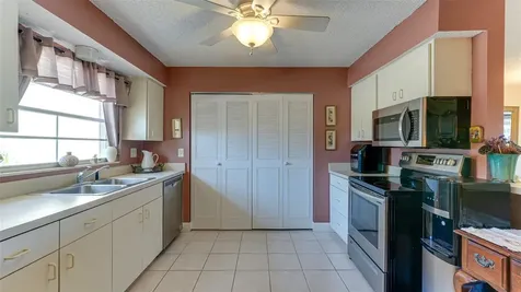 4591 Mohican Trail Sarasota FL 34233
